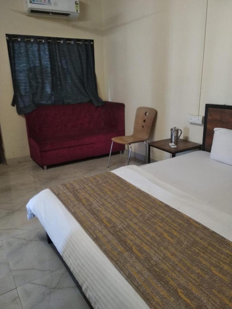 Hotel Sarika Murbad Exterior photo
