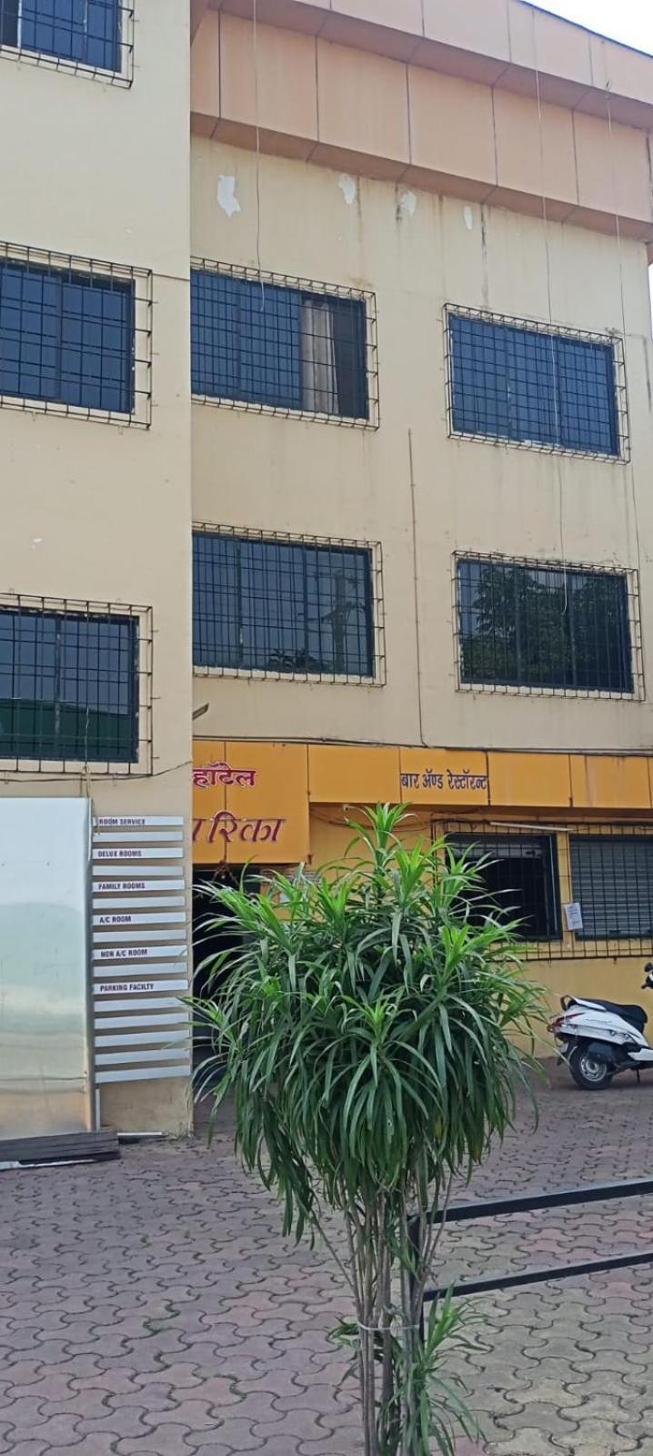 Hotel Sarika Murbad Exterior photo